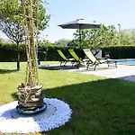 Lejlighed Relaxing With Shared Pool