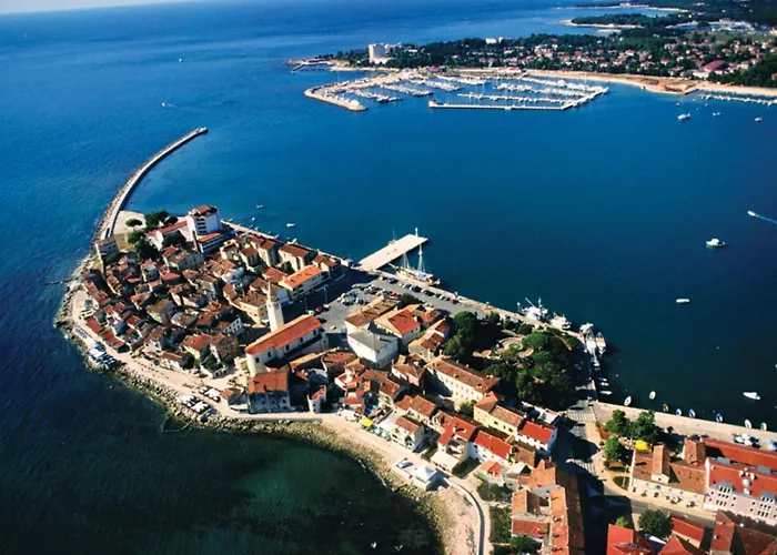 Relaxing With Shared Pool * Cepljani